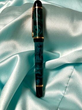 Watermark Paris Phileas  Fountain Pen Green Marble Vintage HTF